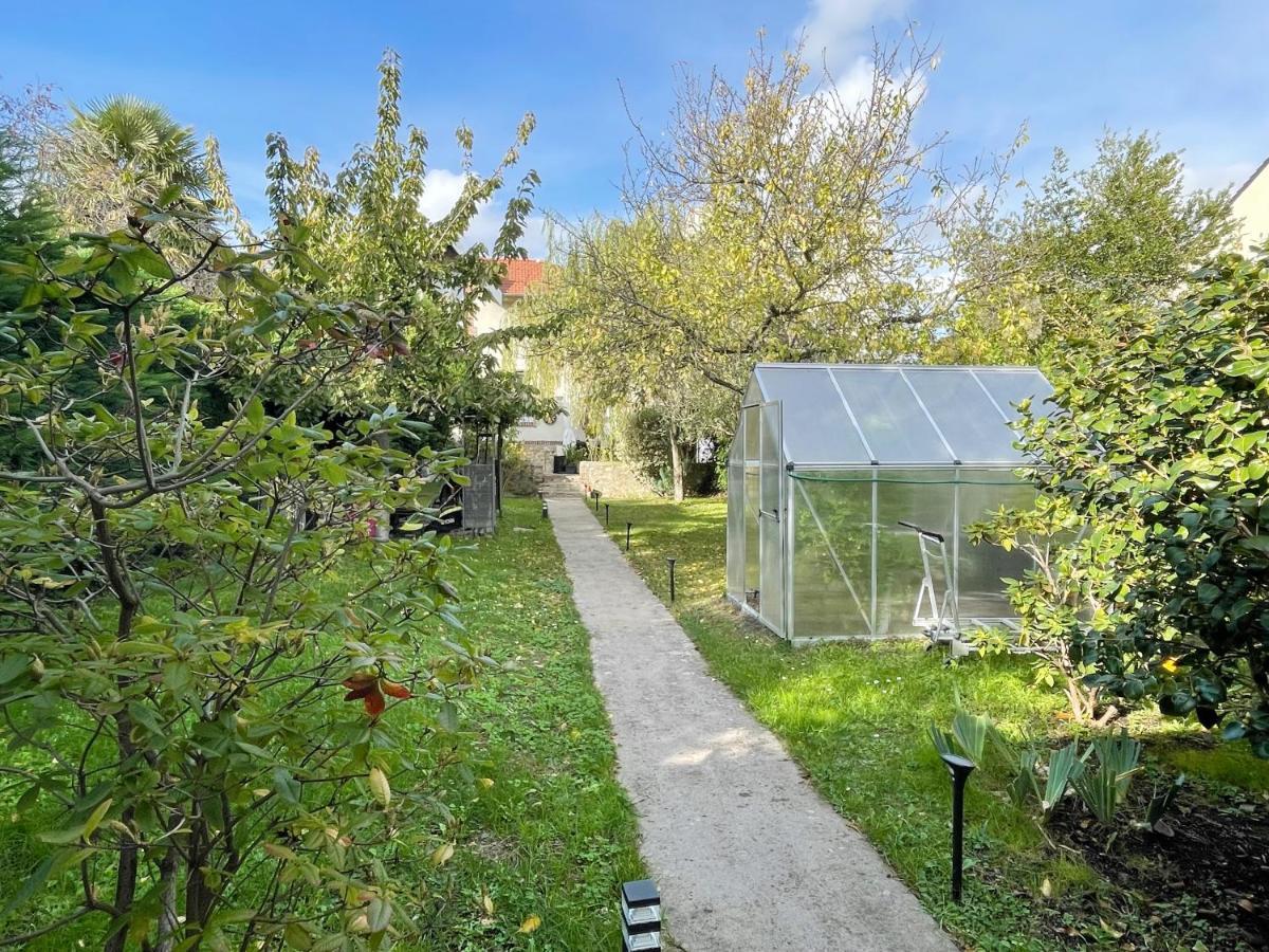 Maisonnette Dans Jardin Partage Bois-Colombes Kültér fotó